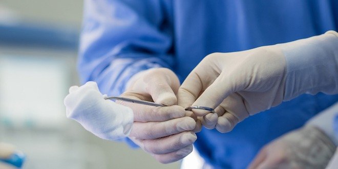 Surgeons hands reverse diabetes - weight loss surgery