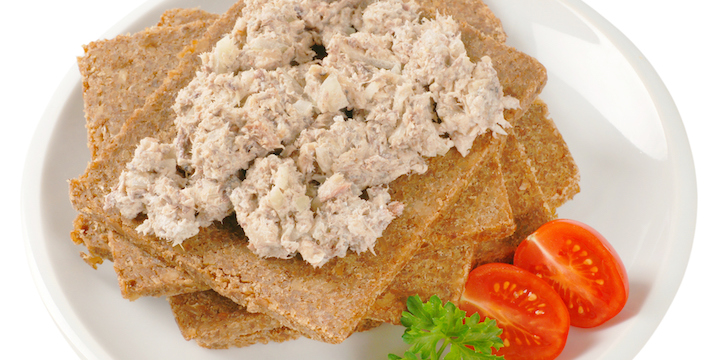 fitness bread with fish spread tuna and whole grain crackers